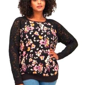 🌼TORRID SUPER SOFT PLUSH Floral Top🌼